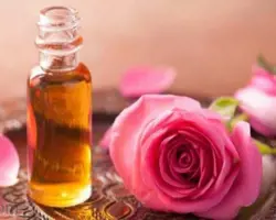 اسانس رز برای گلاب 
