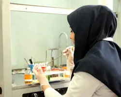 آزمایشگاه میکروبی